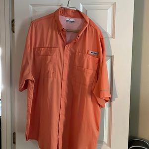 Men’s Columbia orange shirt